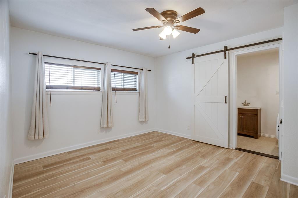 1130 W Lake Drive Property Photo 17