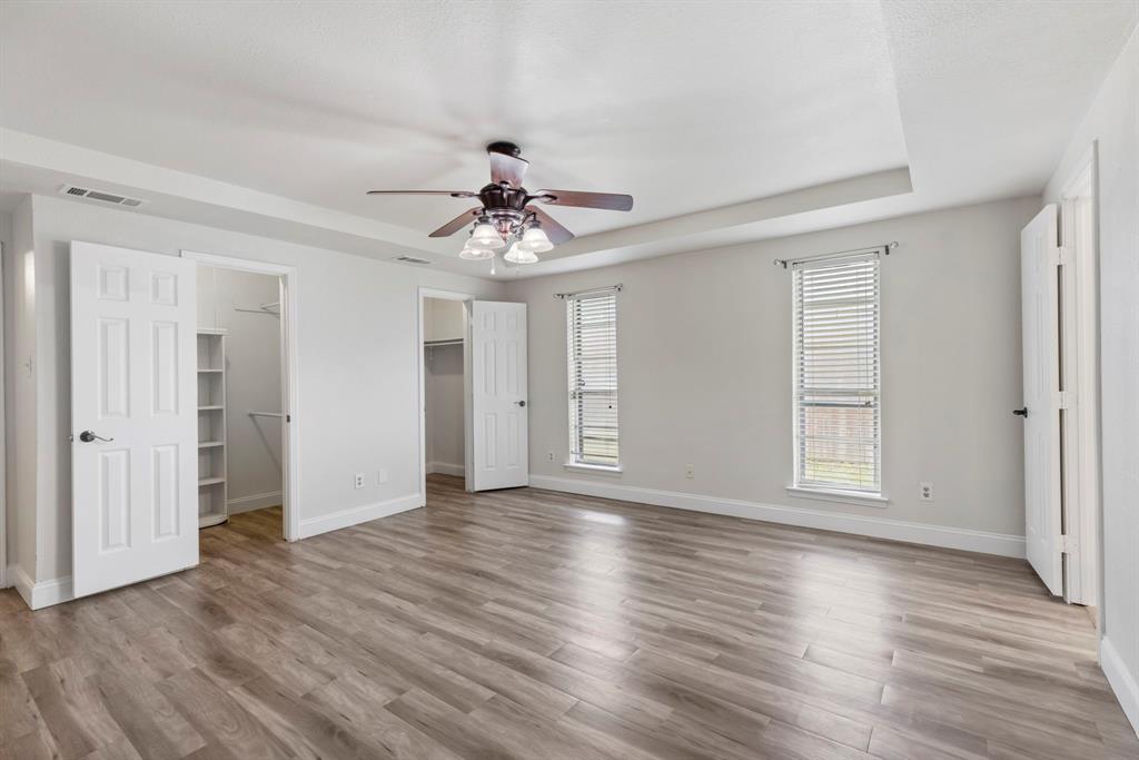 2301 Huntington Drive Property Photo 18