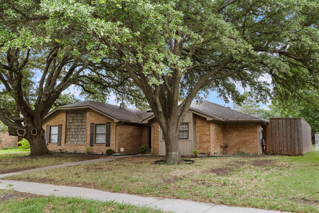 2301 Huntington Drive Property Photo 31