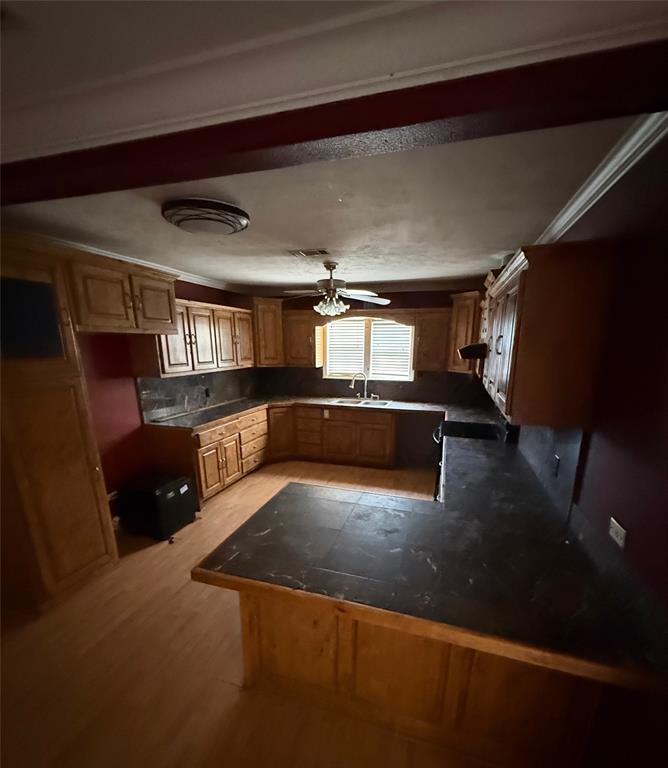 648 S Center Street Property Photo 6