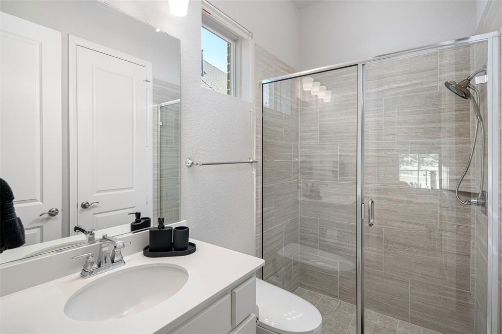 16504 Heartleaf Road Property Photo 24