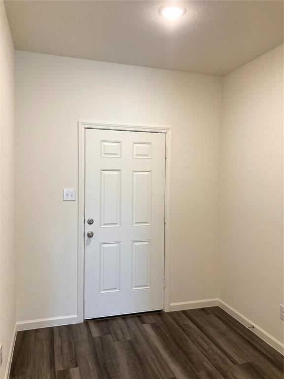 311 Madison Way Property Photo 5