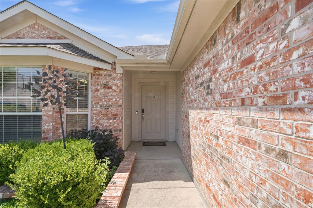 8404 Bowspirit Lane Property Photo 2