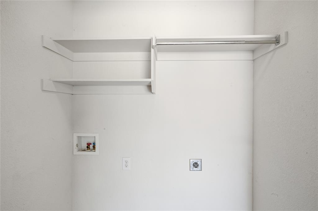 8404 Bowspirit Lane Property Photo 23