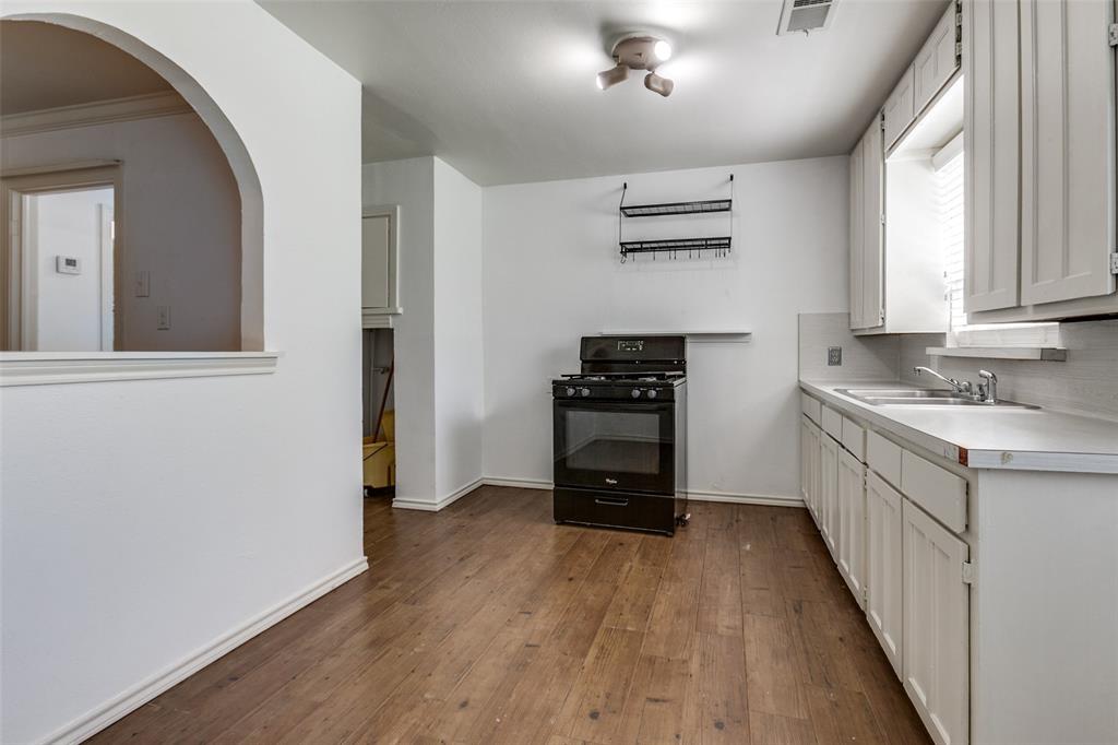 2140 Montalba Avenue Property Photo 11