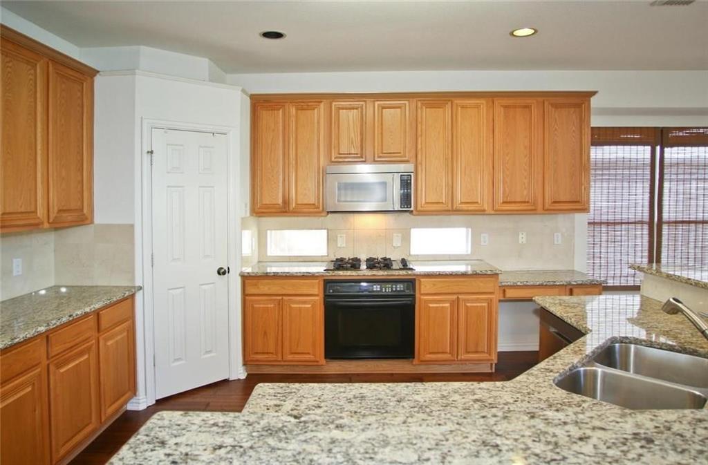 4551 Hawkhurst Drive Property Photo 4