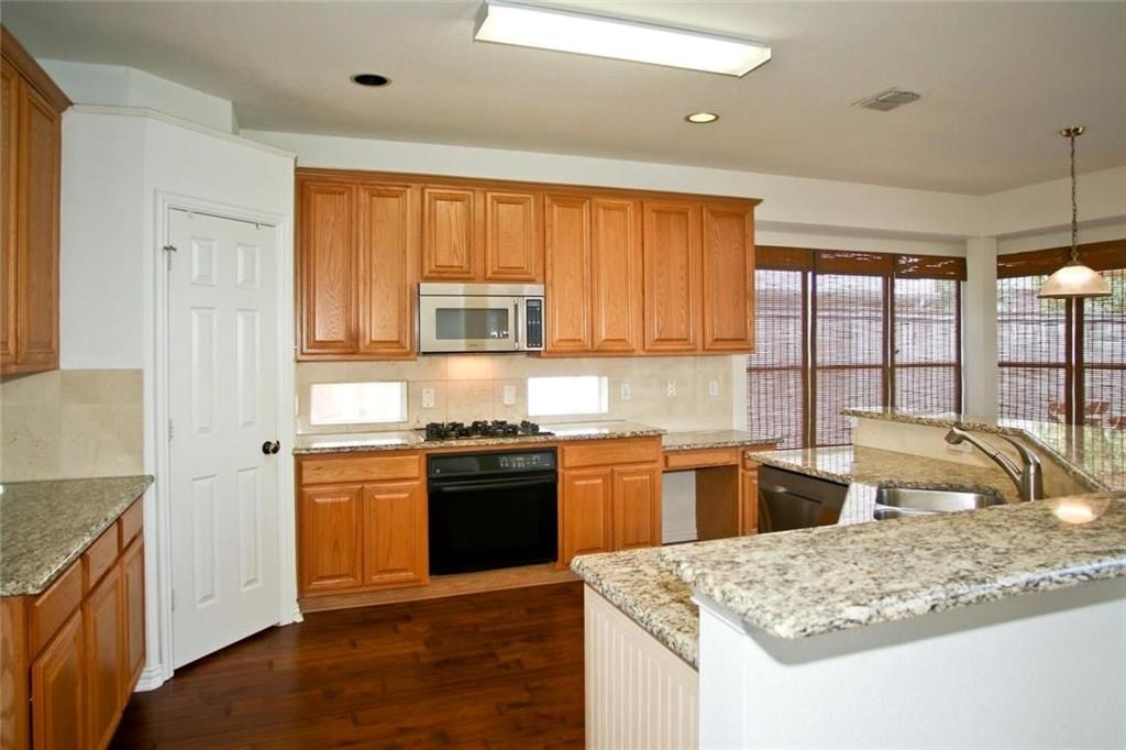 4551 Hawkhurst Drive Property Photo 7