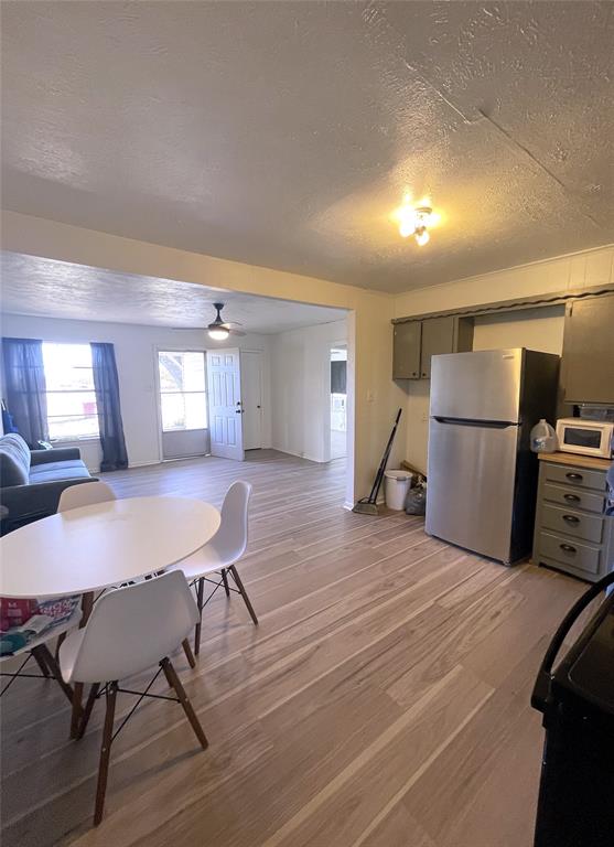 1305 Lynn Street Property Photo 2