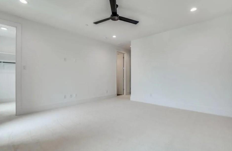 824 Eaglescliffe Landing Property Photo 14
