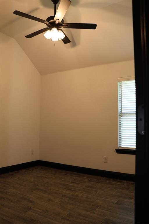 213 Clover Circle Property Photo 16