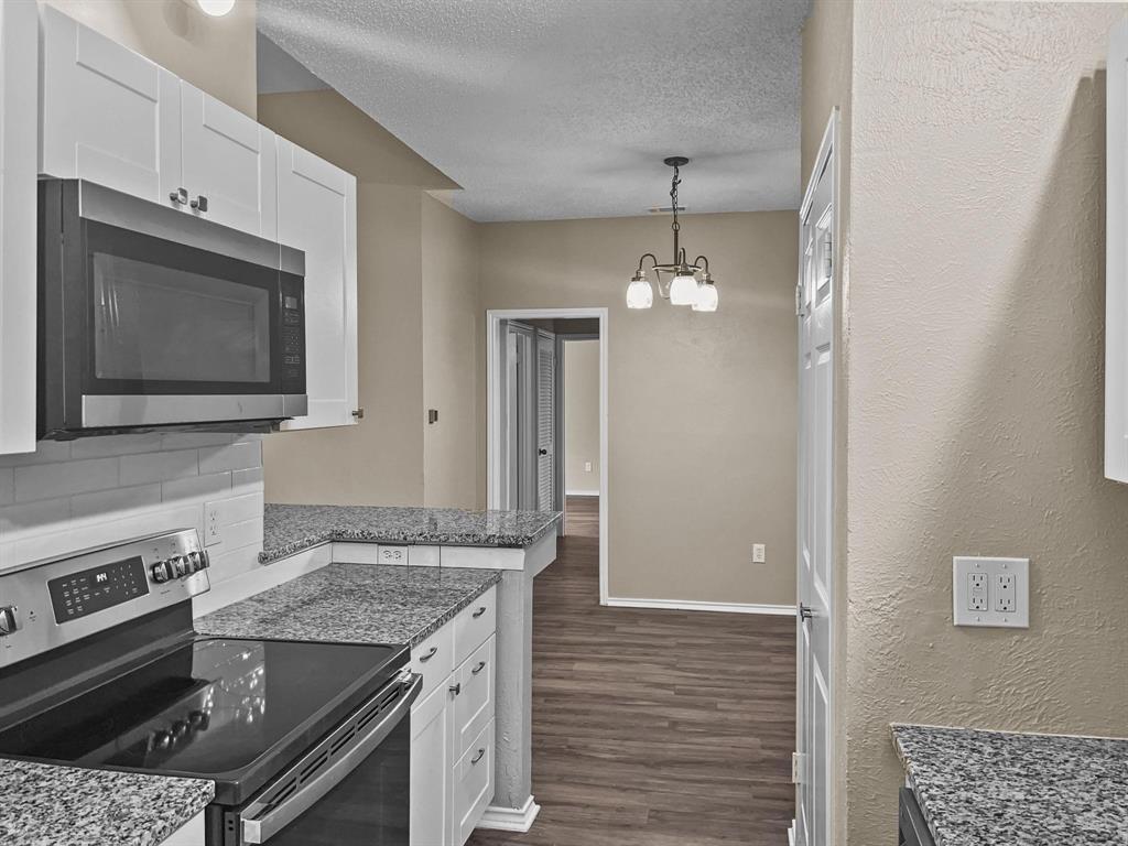 9600 Royal Lane 112 Property Photo 5