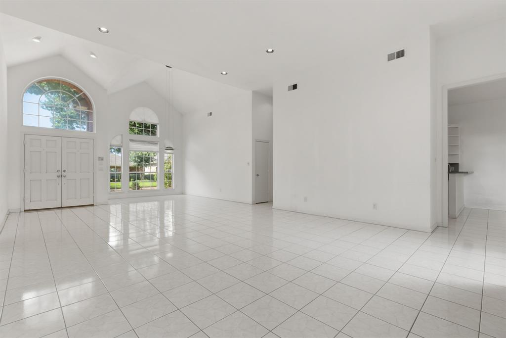 6503 Mimms Drive Property Photo 3