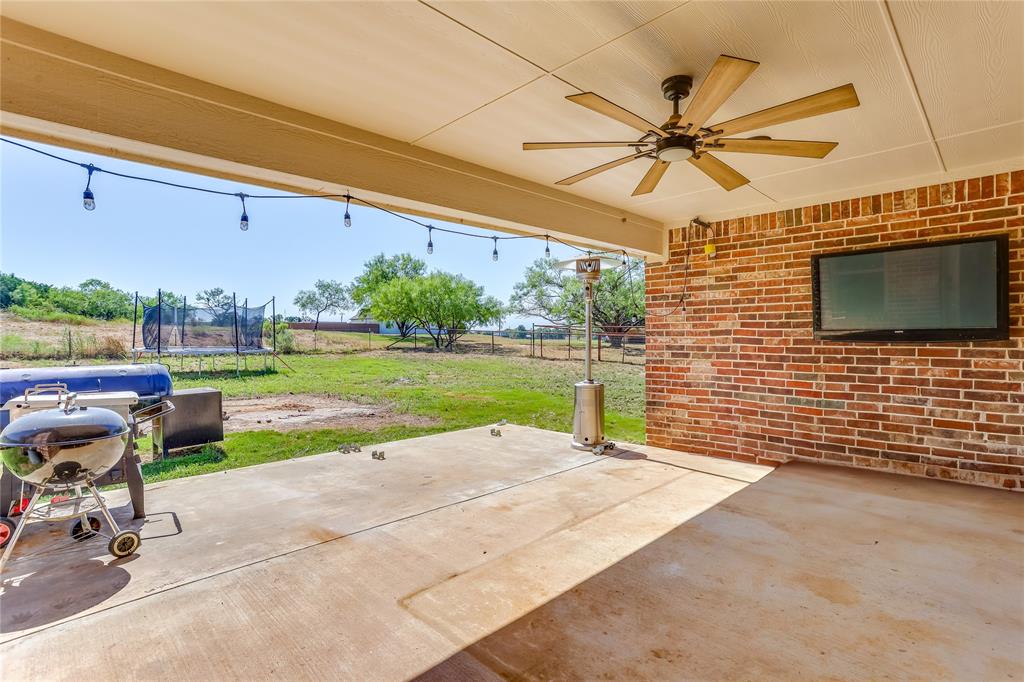 1000 Churchill Lane Property Photo 27