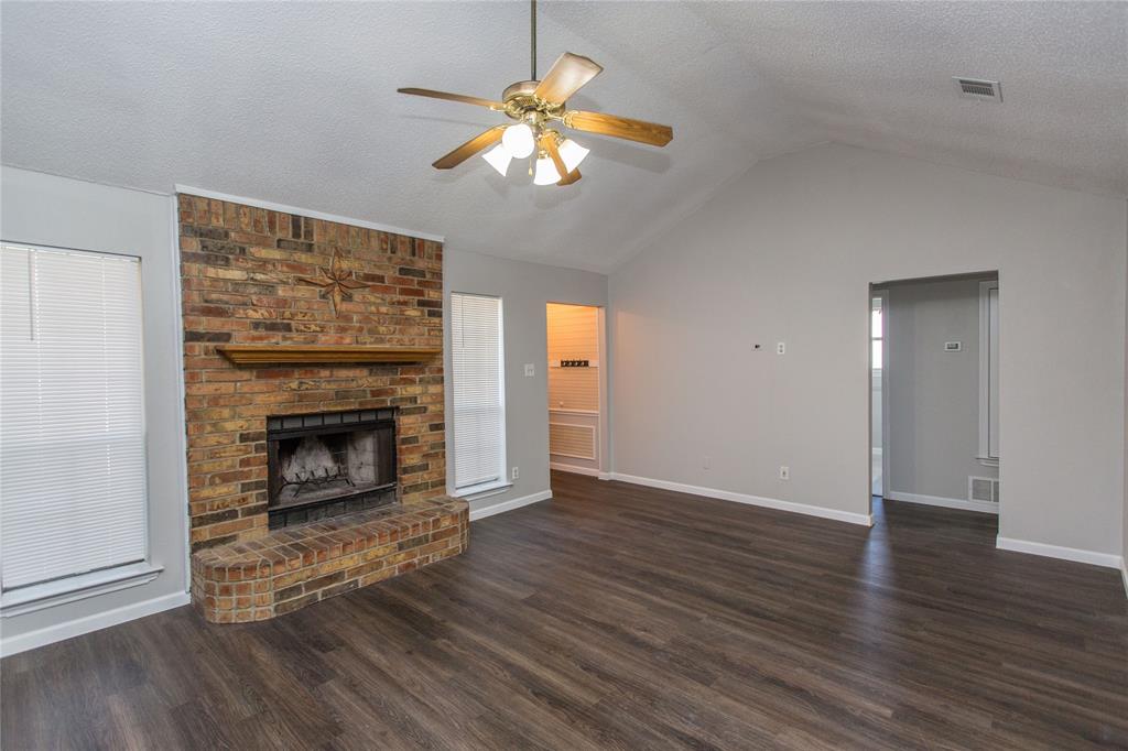 303 Shirley Drive Property Photo 5