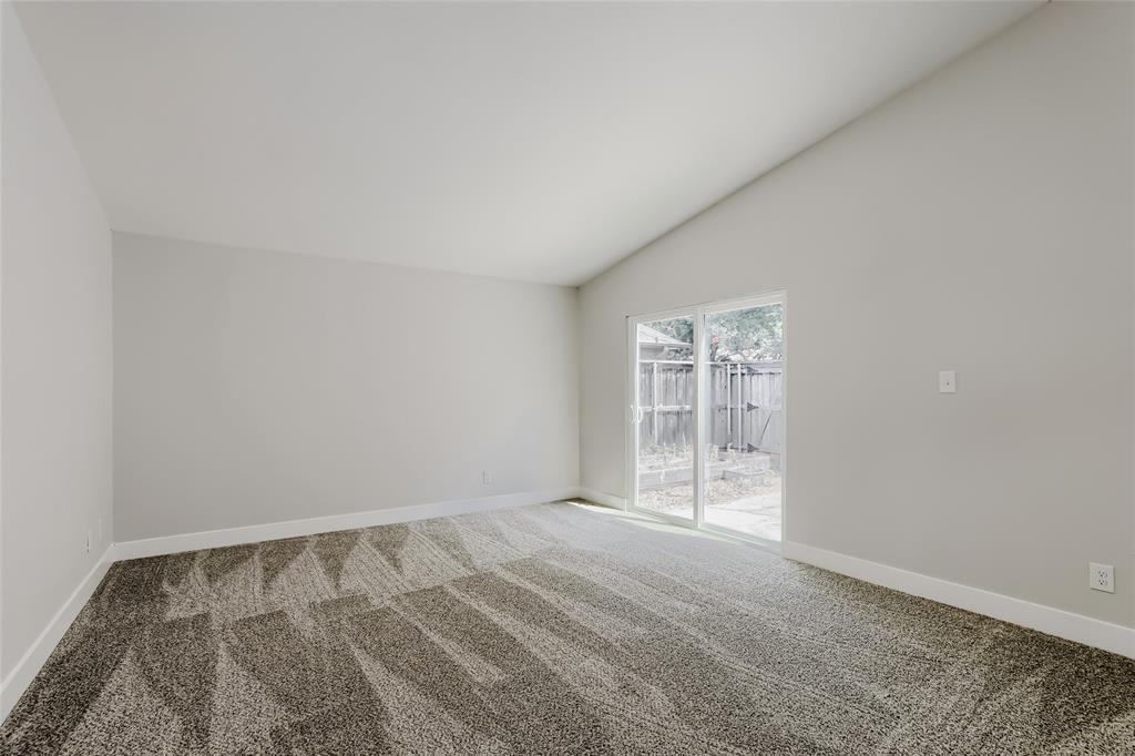 3421 Cross Bend Road Property Photo 18