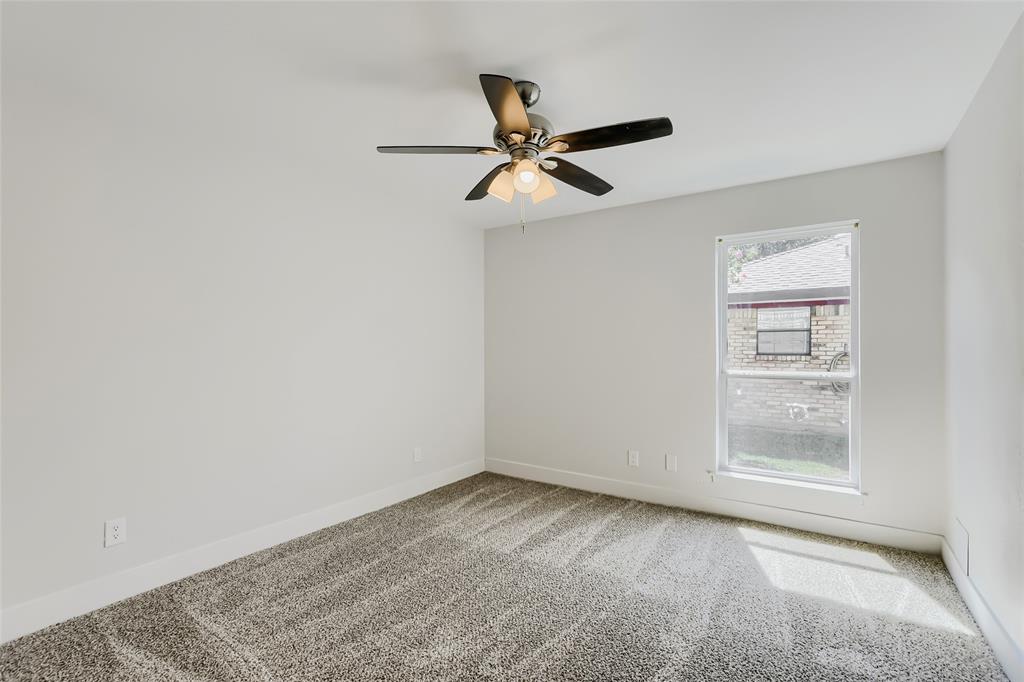 3421 Cross Bend Road Property Photo 20