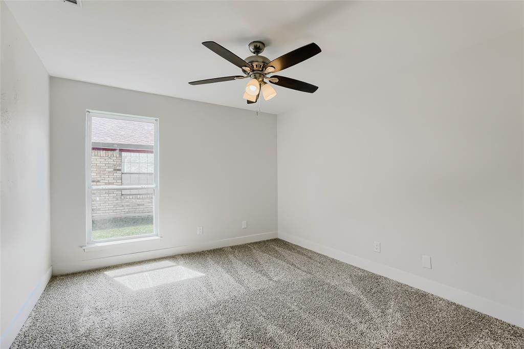 3421 Cross Bend Road Property Photo 21