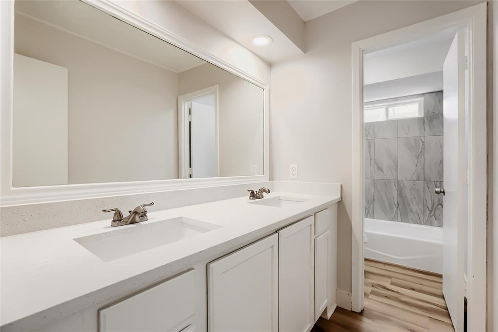 3421 Cross Bend Road Property Photo 22