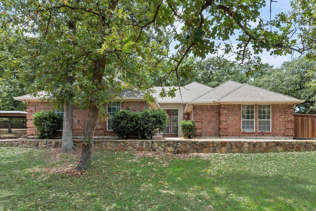 1022 Oak Tree Drive Property Photo 1