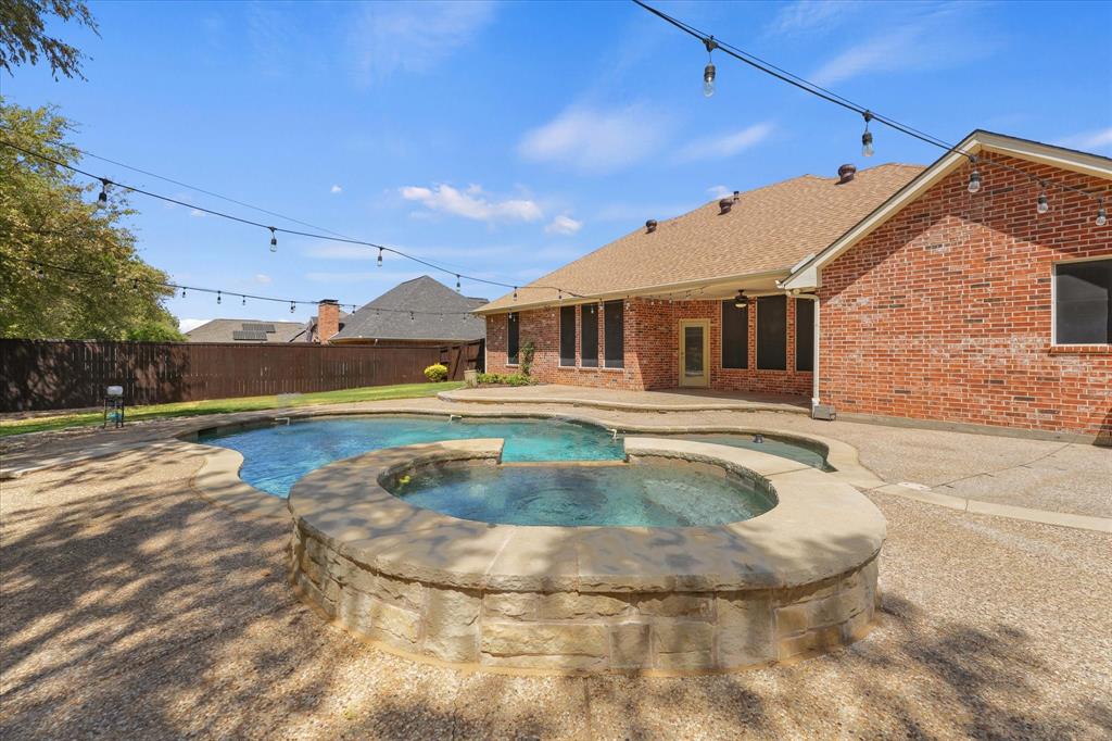 415 Valley View Lane Property Photo 4