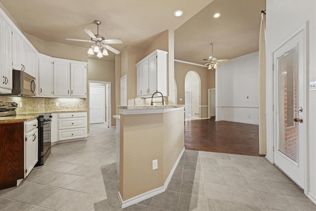 415 Valley View Lane Property Photo 10