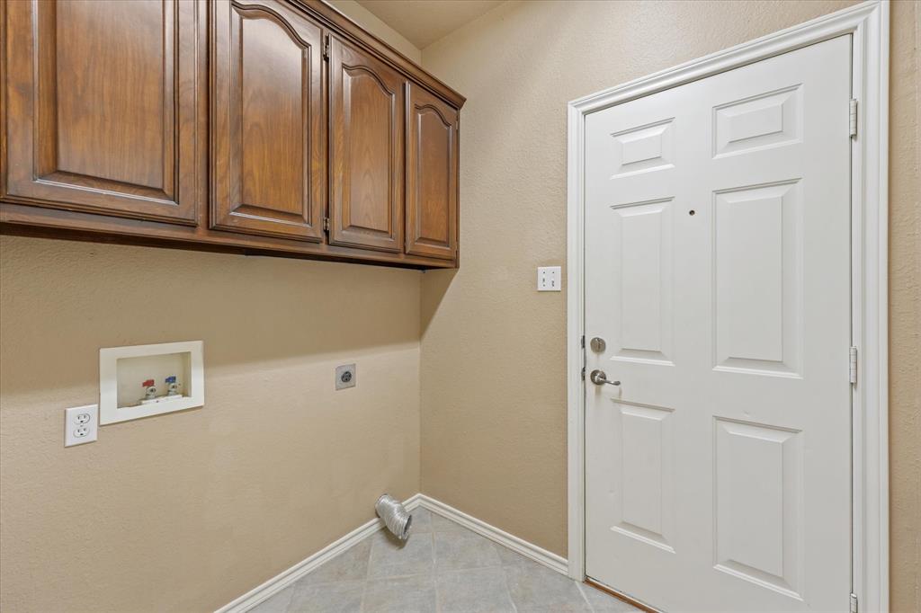 415 Valley View Lane Property Photo 24