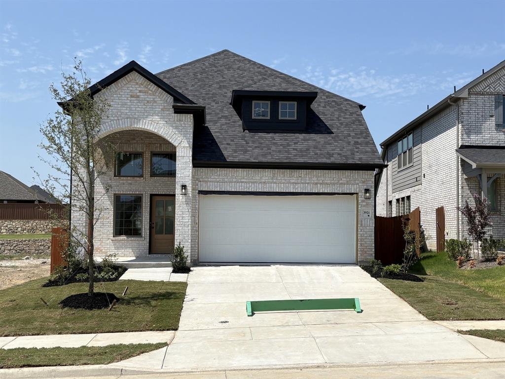 3921 Lakefield Drive Property Photo 1