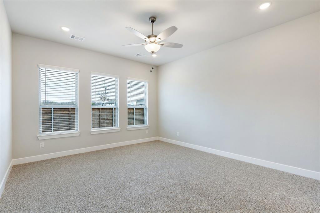 3921 Lakefield Drive Property Photo 19