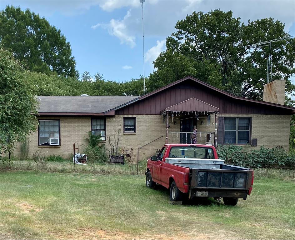 1852 857 Property Photo 1