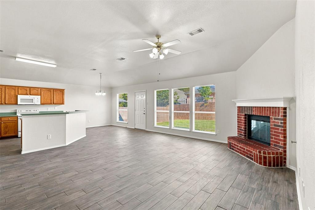 625 Jamie Lane Property Photo 8