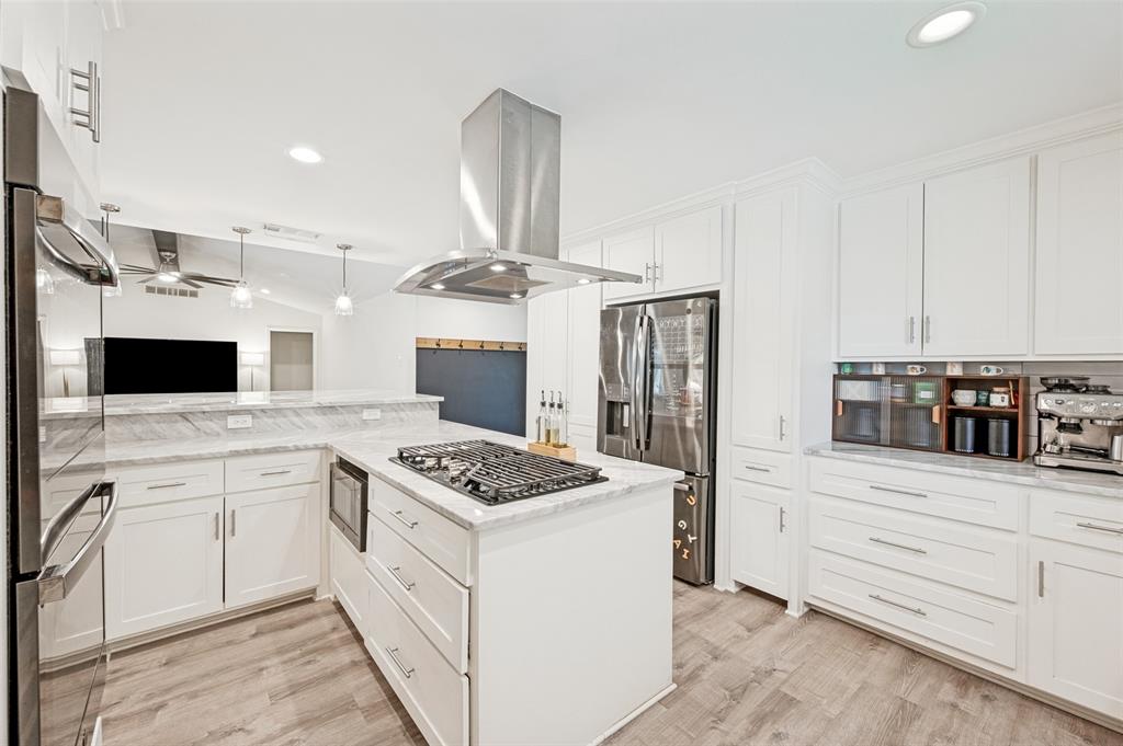 9407 Arborhill Drive Property Photo 11