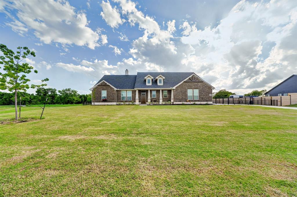 2446 Blackjack Oak Road Property Photo 4