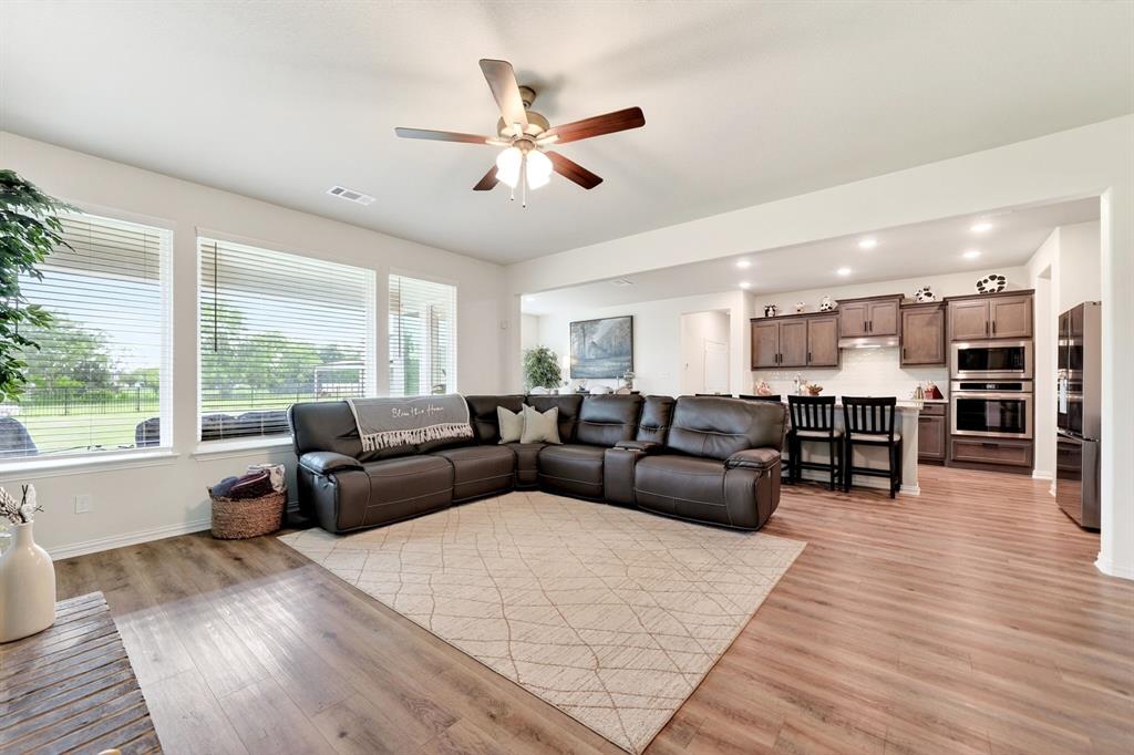 2446 Blackjack Oak Road Property Photo 10