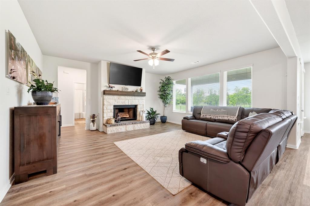 2446 Blackjack Oak Road Property Photo 11