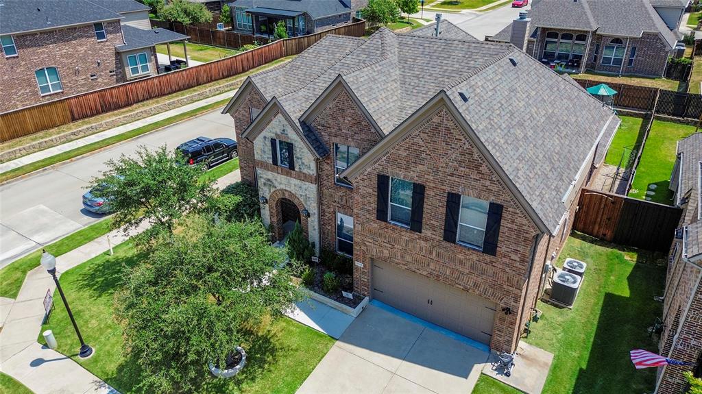 2504 Hammock Lake Drive Property Photo 1