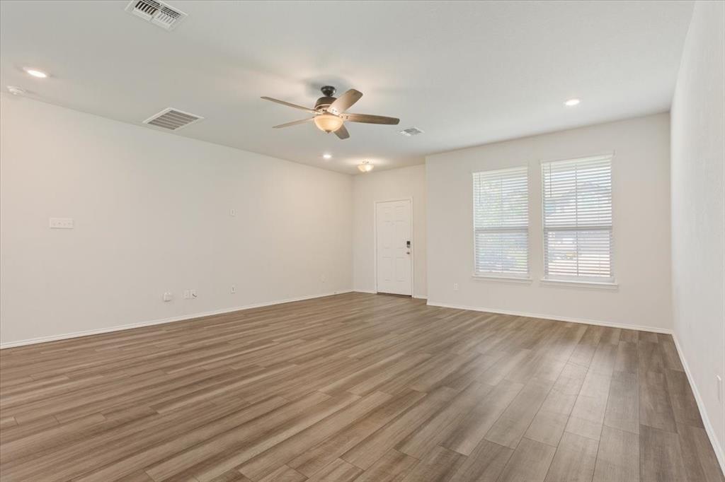6317 Elephant Butte Drive Property Photo 6