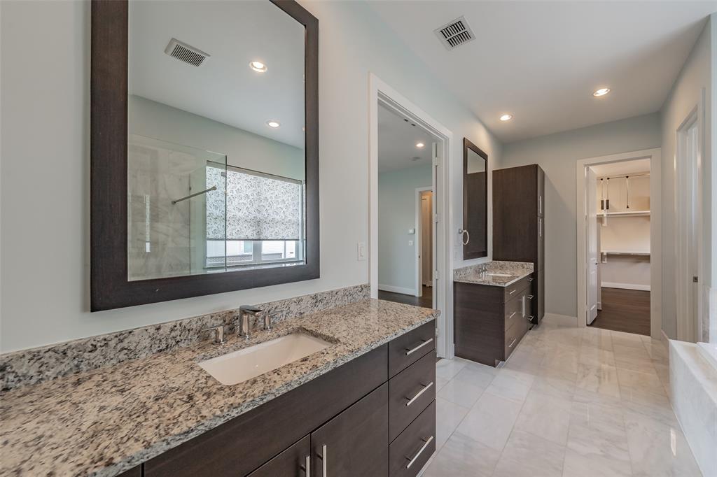 381 E Greenbriar Lane 804 Property Photo 27
