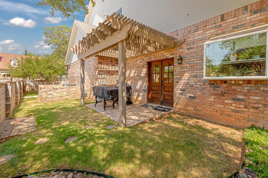 46 Lytle Place Property Photo 10