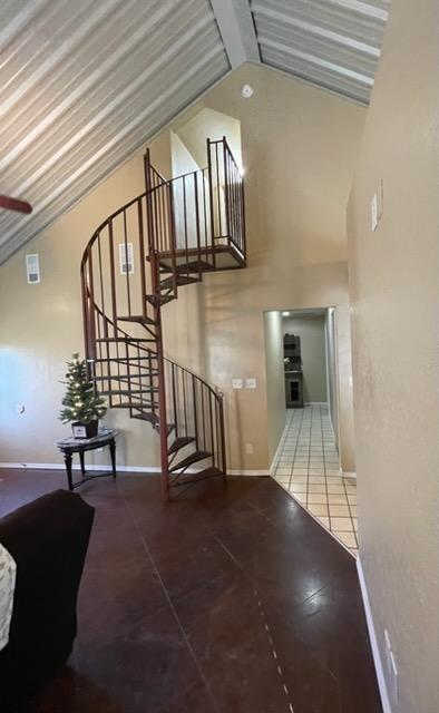 606 E Clifton Street Property Photo 7