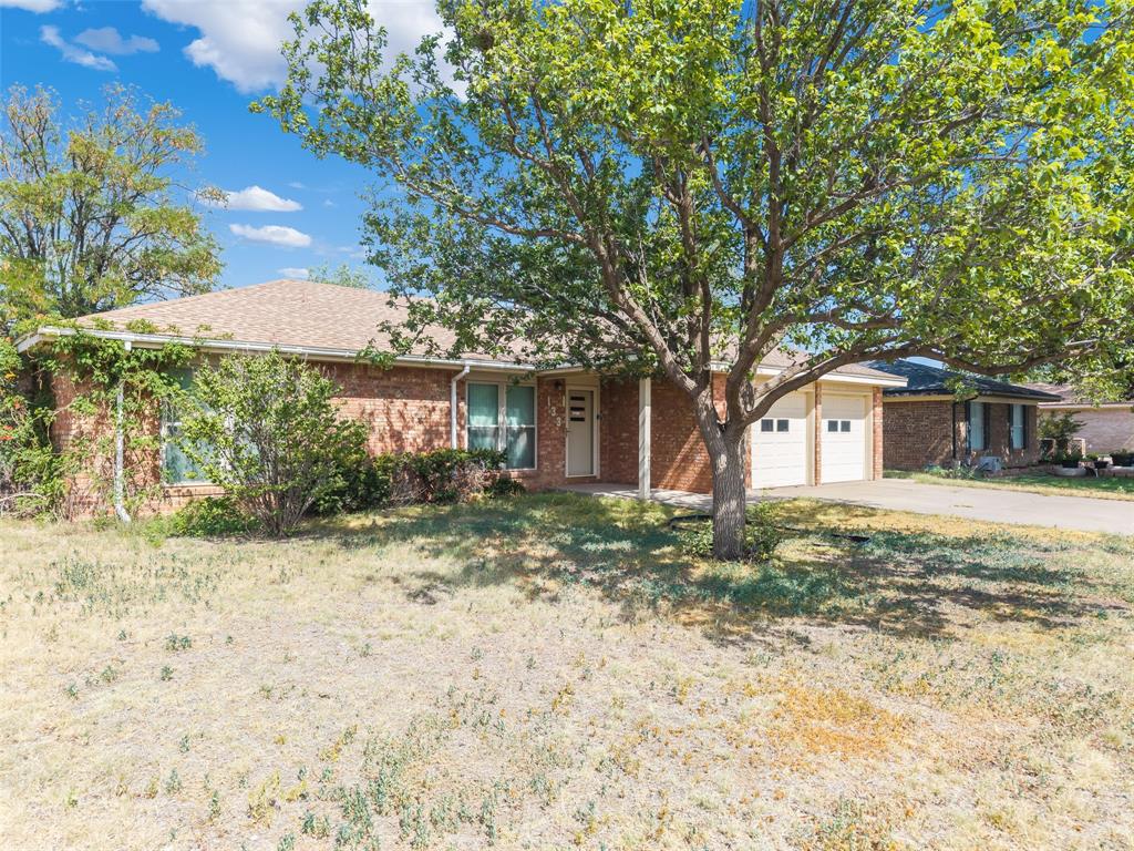 133 Ironwood Street Property Photo 2