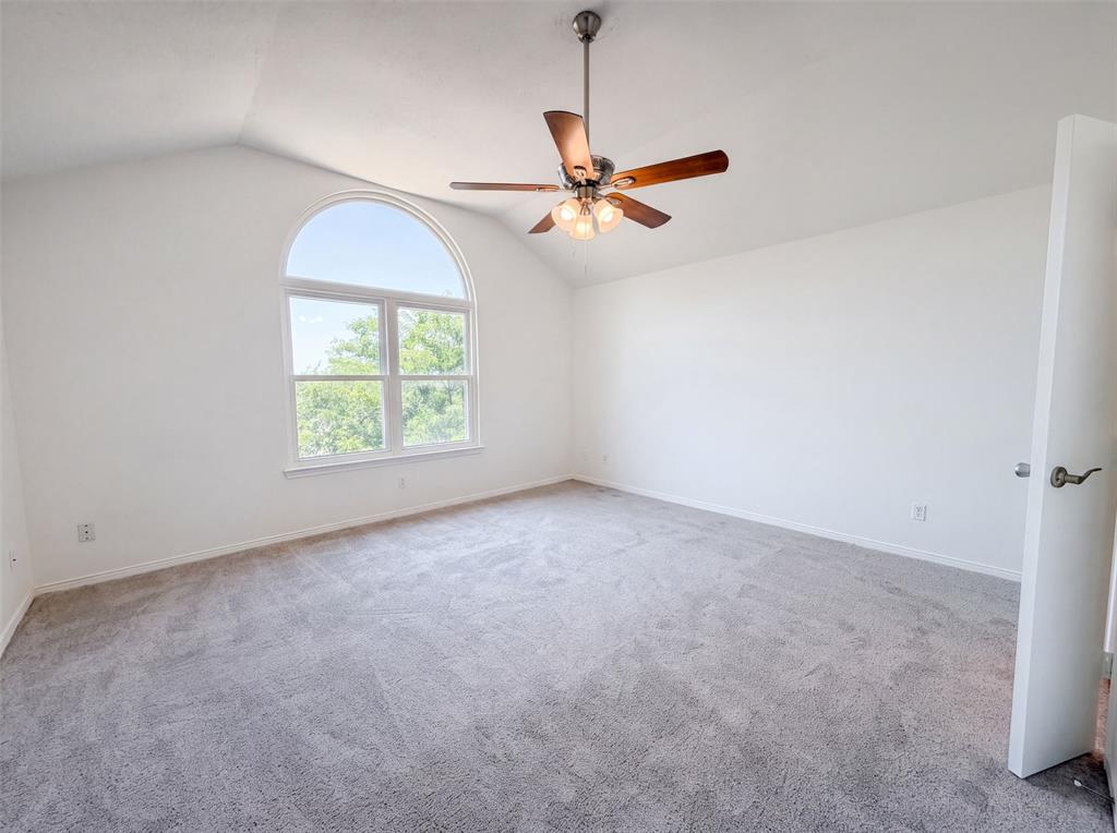 10133 Long Rifle Drive Property Photo 12