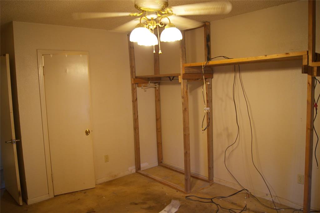 2407 Oak Drive Property Photo 10