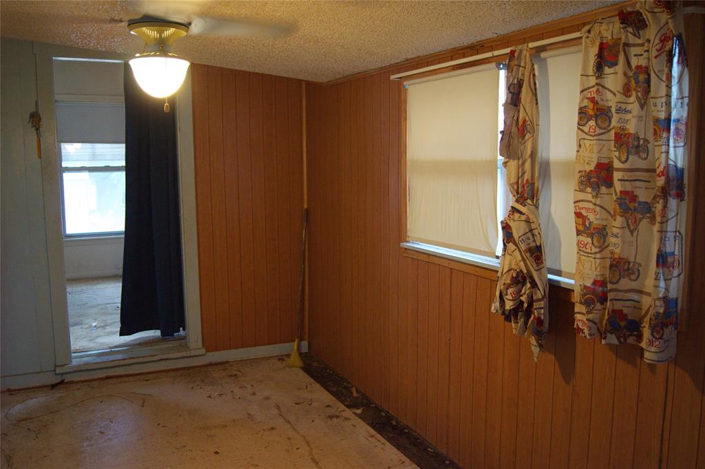 2407 Oak Drive Property Photo 11