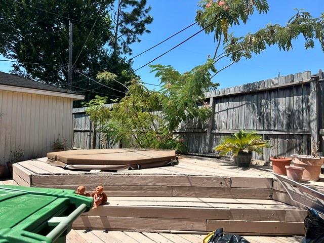 9035 Hendon Lane Property Photo 6