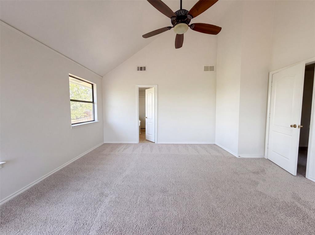 7632 Westwind Drive Property Photo 4