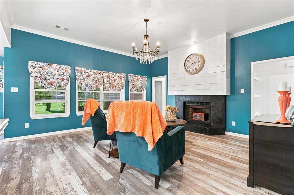 10534 Jennifer Circle Property Photo 2