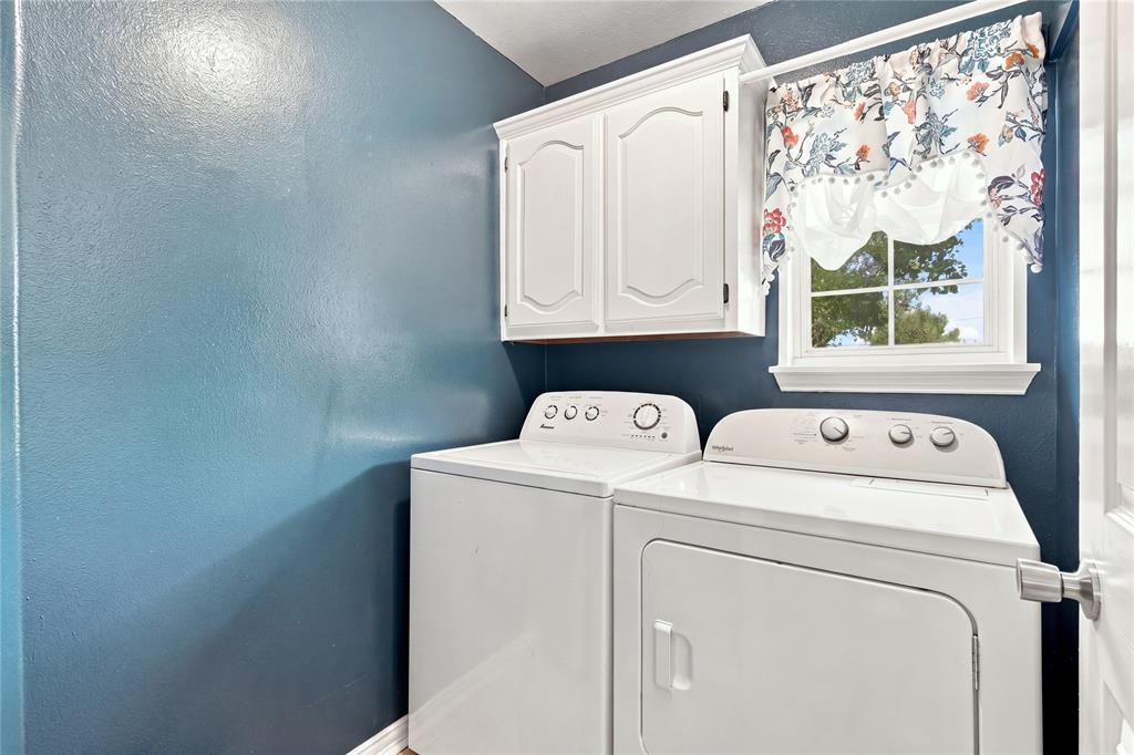 10534 Jennifer Circle Property Photo 11