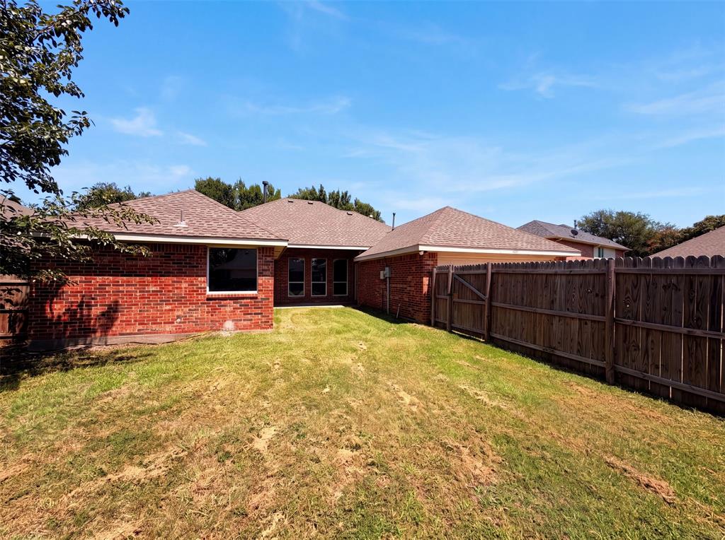 6401 Marquett Drive Property Photo 5