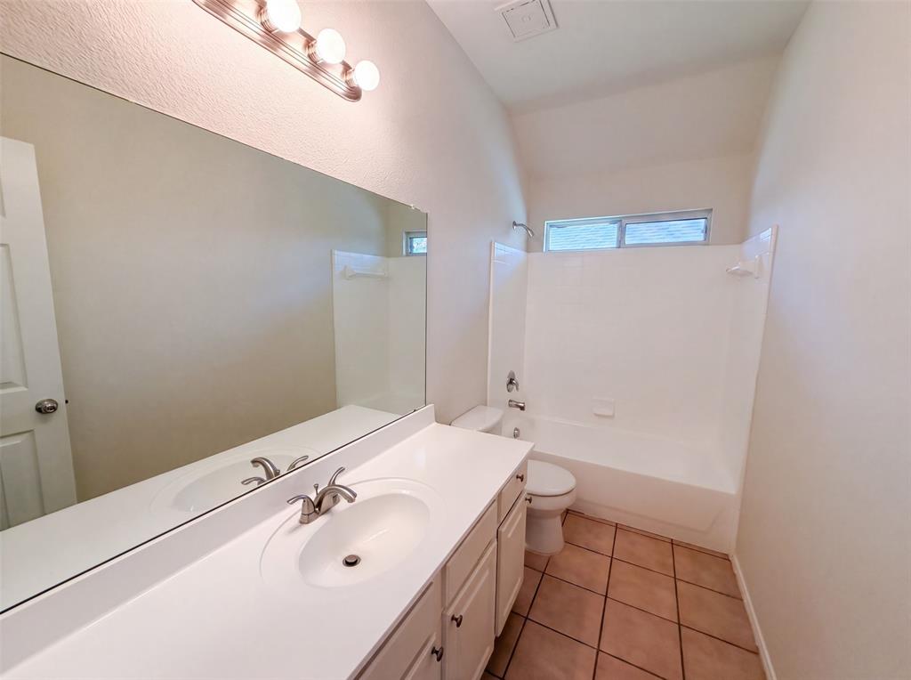 6401 Marquett Drive Property Photo 11