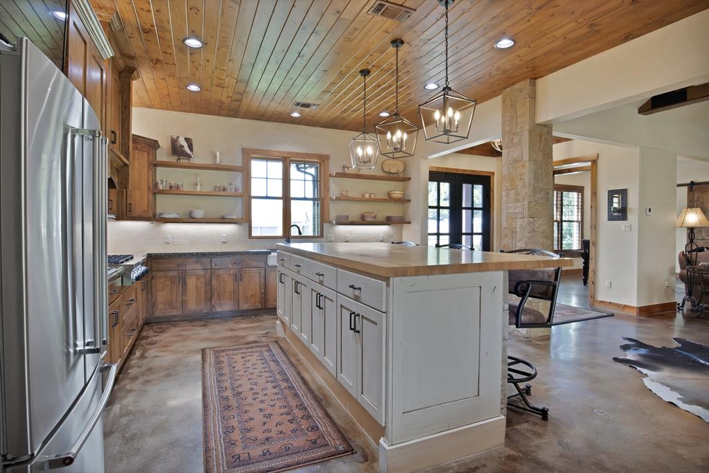 205 Haciendas Drive Property Photo 7